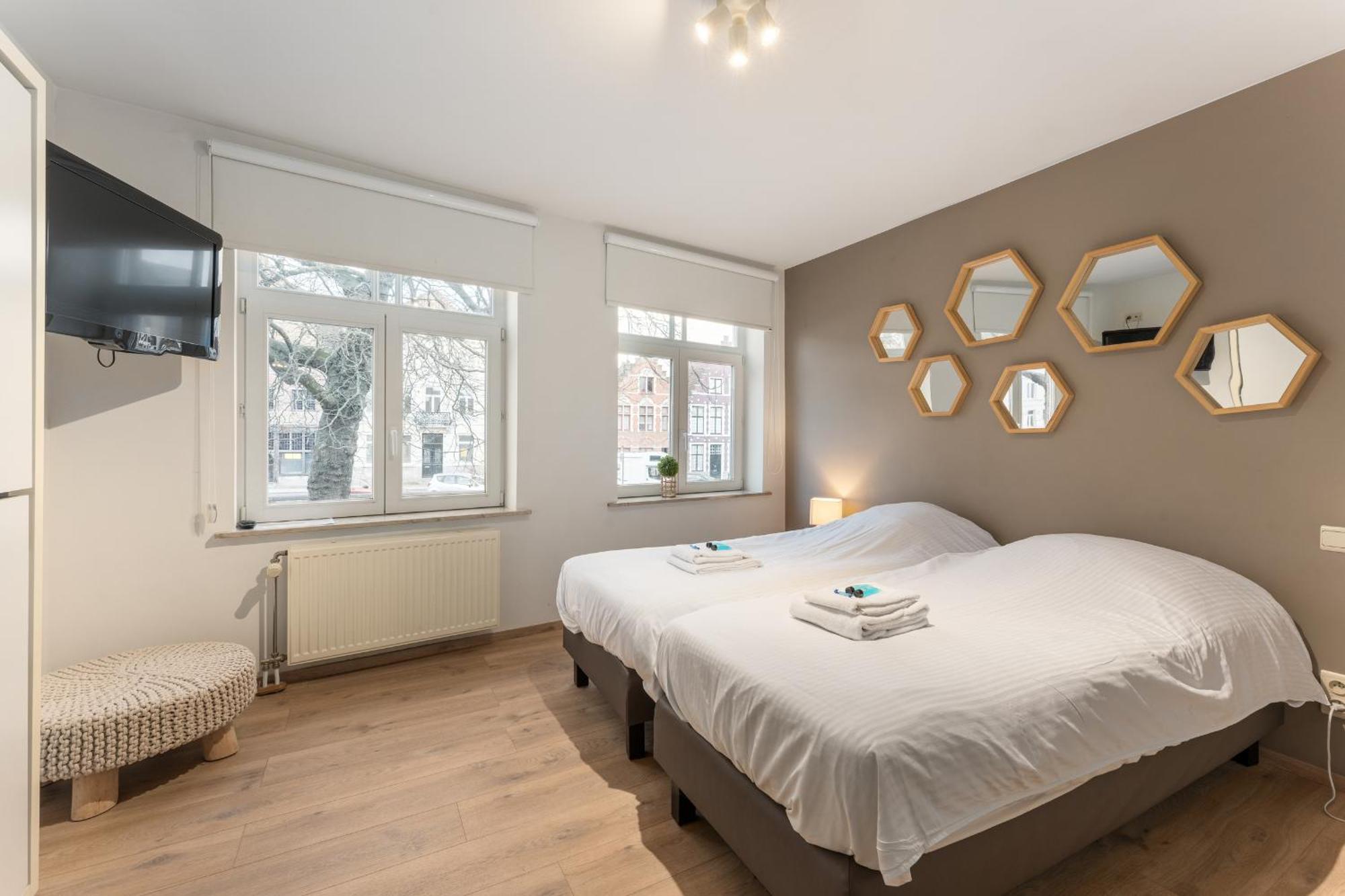Brugse Charme Huis Met Tuin Aan Het Water 8P Bruges Exterior foto